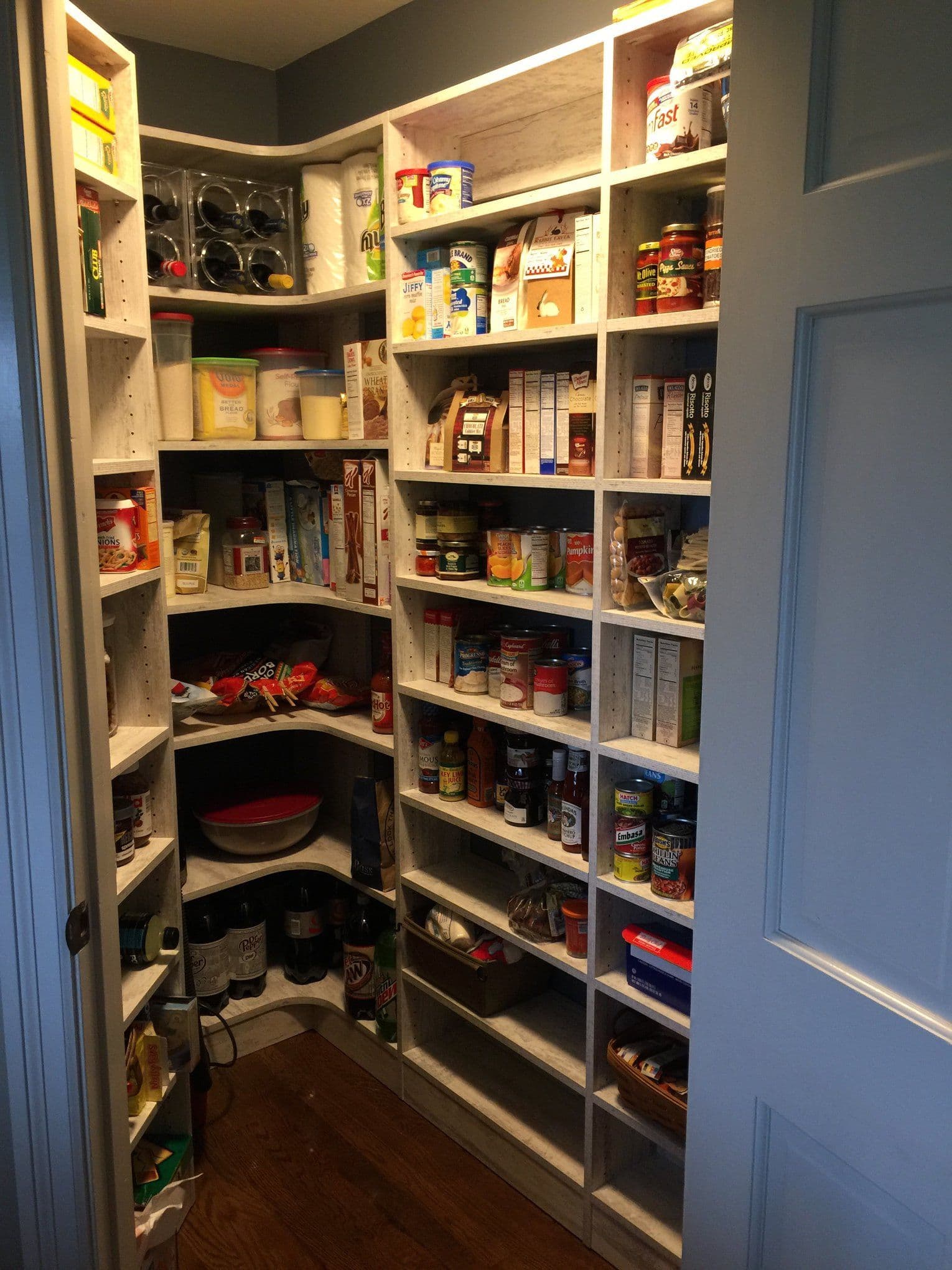 Featured walk-in pantry project in Jefferson City, MO